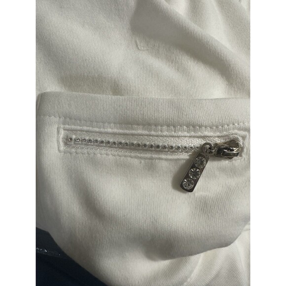 Quacker Factory V Neck Short Sleeve White Top W/ Zip Rhinestone Accent Pocket 3X - Picture 4 of 4